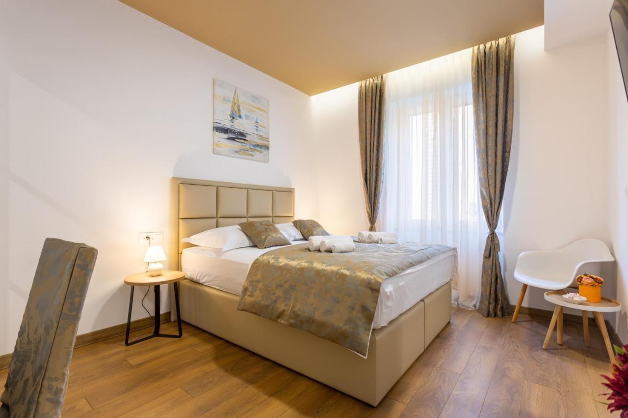 Luxury Rooms Fetivi 斯普利特 外观 照片